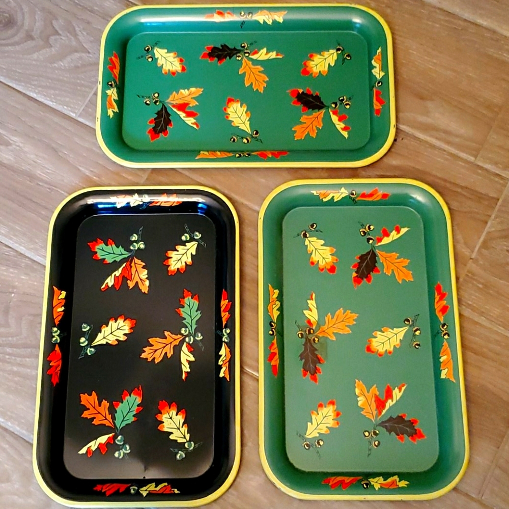 Vintage Metal Fall Leaves Trays